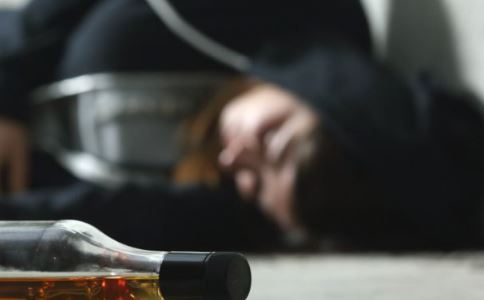 硬挤“事业线”竟会乳腺增生 丰胸还得靠运动