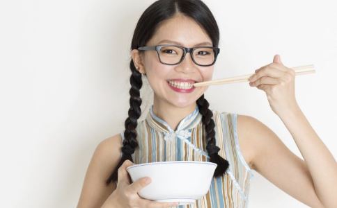 立夏丰胸吃什么？4道菜肴常吃胸部自然大