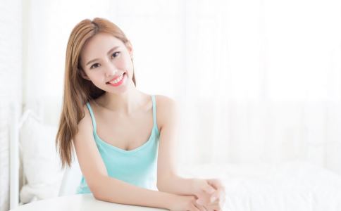 产后胸部下垂缩水怎么办？